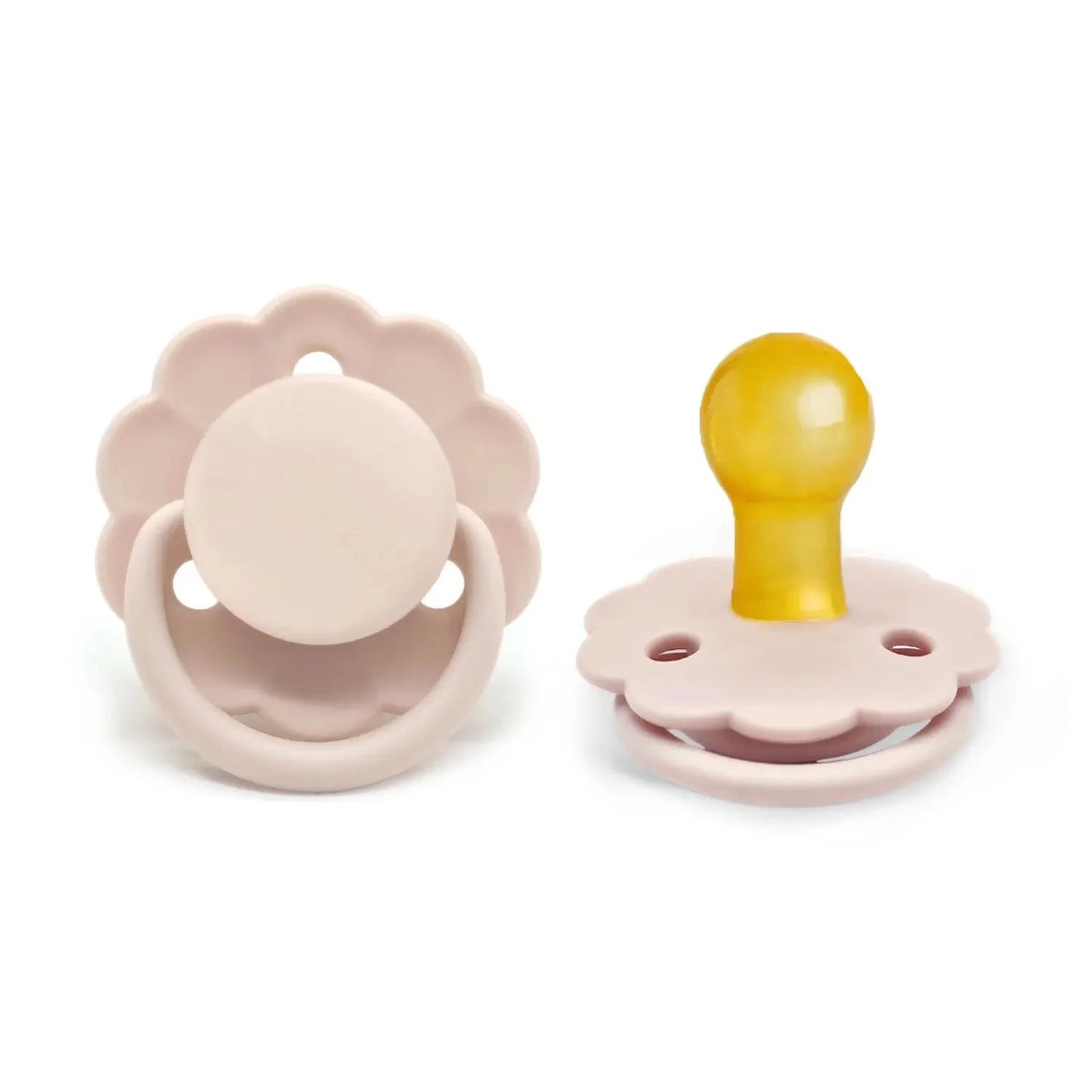 Tétine bébé - détail accessoires | Premiers Pas Sereins