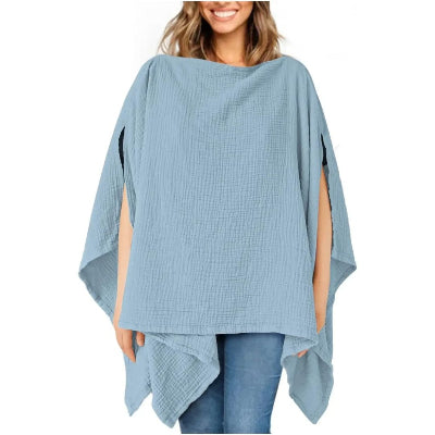 Cape d’allaitement bleu doux en coton bio, confortable et légère pour allaiter bébé en toute discrétion lors des sorties