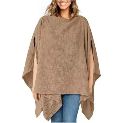 Cape d’allaitement marron en coton naturel, couverture ample pour allaiter en extérieur avec confort et intimité.