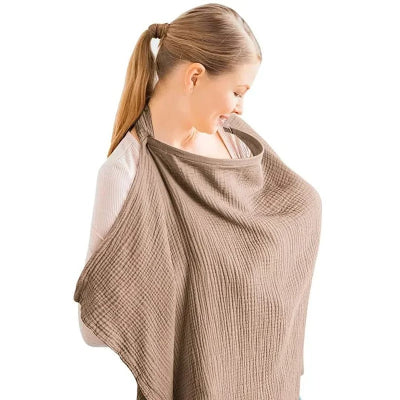 Cape d’allaitement marron taupe douce et couvrante pour un allaitement confortable et sans gêne, même en lieu public.