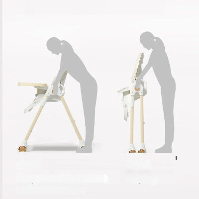 Chaise haute bébé pliable avec système compact en un clic, pratique pour ranger et transporter facilement au quotidien.