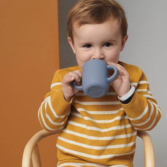 AquaGuard Duo™ – Verre anti fuite bébé à bec souple et poignées