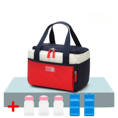 sac isotherme Bebe rouge et bleu marine avec flacons et blocs froids, conçu pour garder les repas de bébé à température idéale en voyage