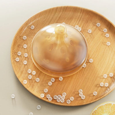 Tétine en silicone souple qui imite le sein maternel, conçue pour un biberon compatible allaitement et l’alimentation naturelle de bébé.