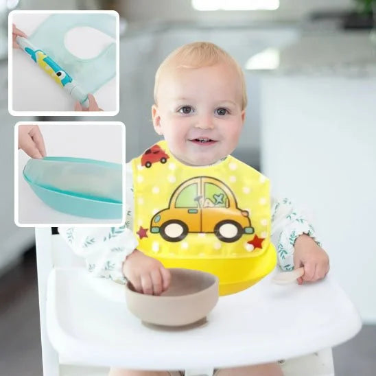 ÉcoBambino™ – Bavoir bébé imperméable à poche récupératrice - détail accessoires | Premiers Pas Sereins