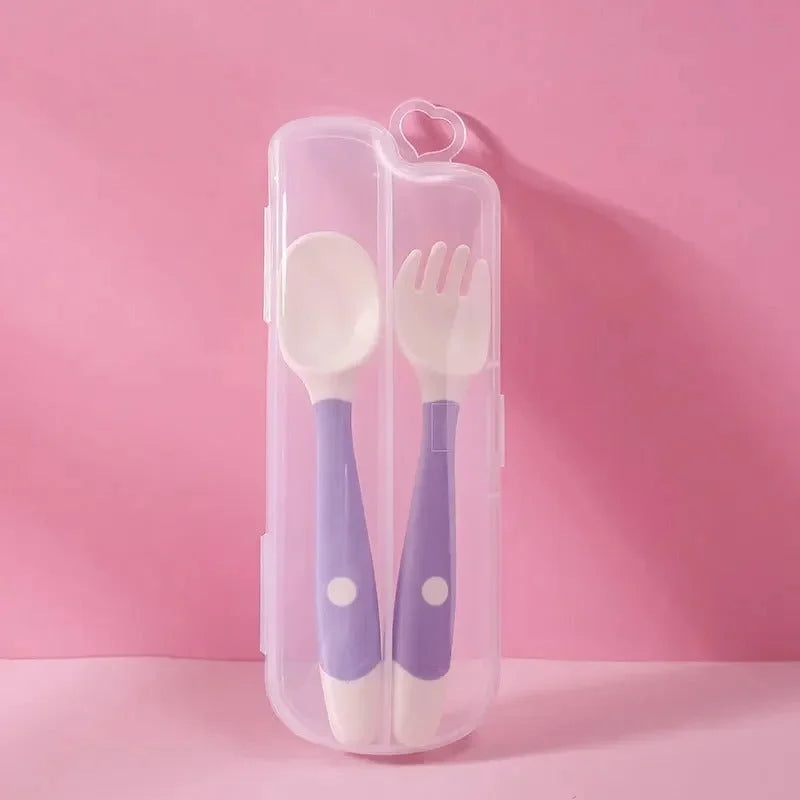 Couverts ergonomiques pour bébé | BabyMiam