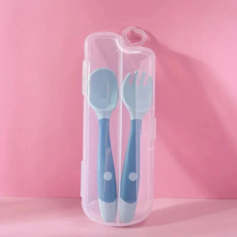 Couverts ergonomiques pour bébé | BabyMiam