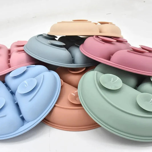 PortioBuddy™ – Assiette à compartiments bébé avec couverts