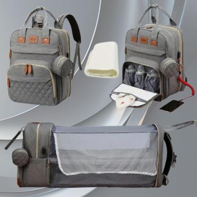 Sac à dos à langer BabyNest™ Gray Serenity - Offrant une sérénité visuelle et un agencement pratique, ce sac gris est conçu pour accompagner les parents dans leur quotidien.