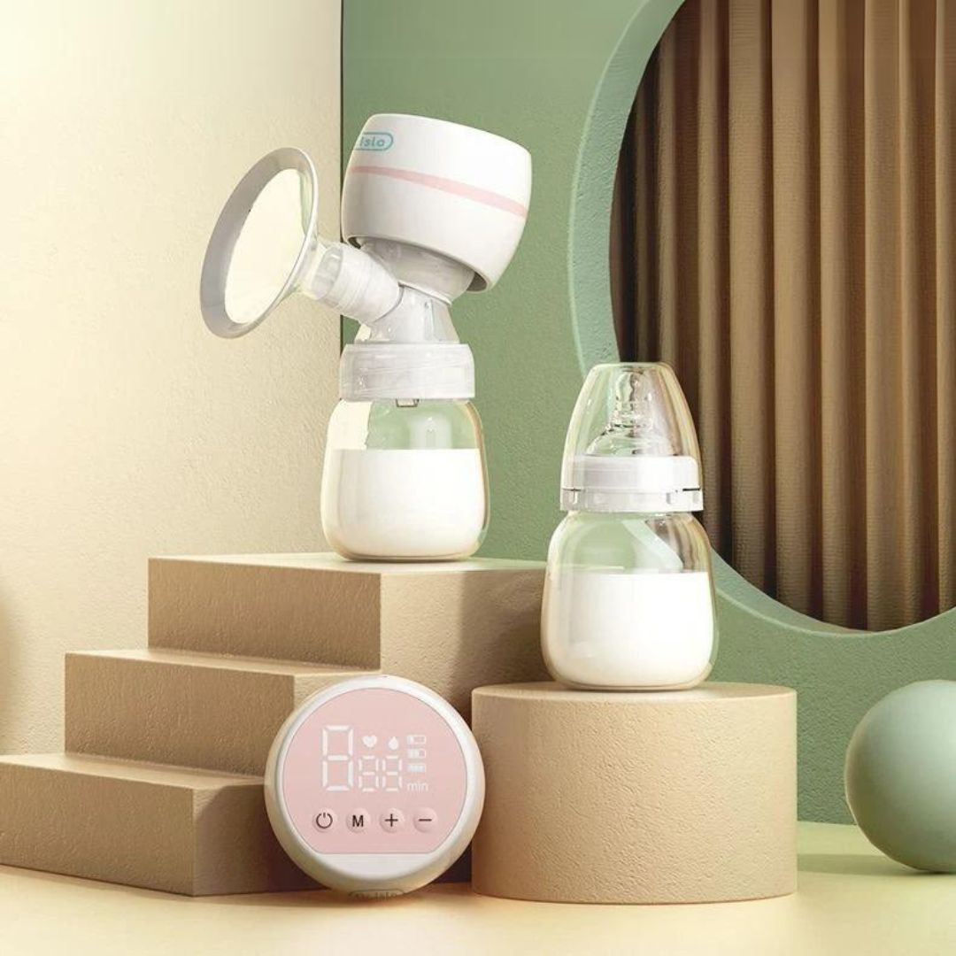 Tire lait électrique blanc avec écran intelligent et flacon de lait, conçu pour une utilisation discrète