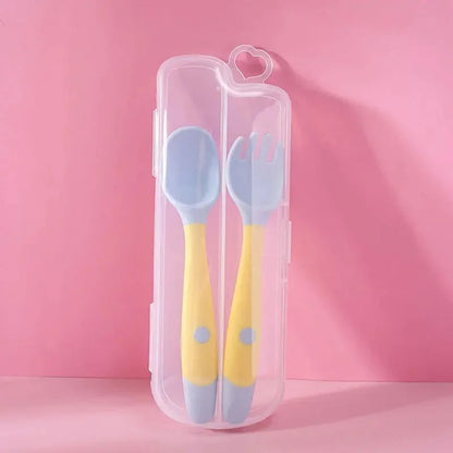 Couverts ergonomiques pour bébé | BabyMiam
