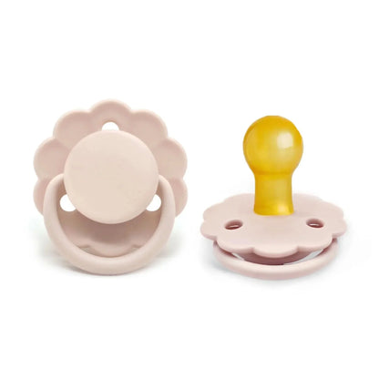 Tétine bébé - détail accessoires | Premiers Pas Sereins
