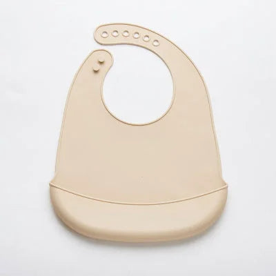 Bavoir bébé en silicone imperméable couleur sable avec poche récupératrice