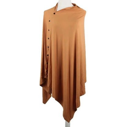 DouceEnvol™ rose poudré sur mannequin — poncho allaitement coupe fluide, boutons-pression blancs