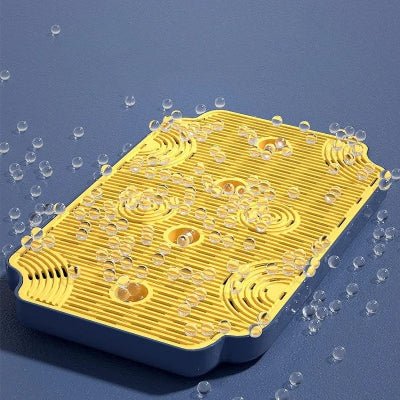Plateau de récupération de l’égouttoir biberon FlexiBib™, conçu pour recueillir l’eau de séchage et éviter les flaques sur le plan de travail.