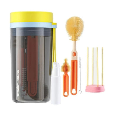 Goupillon pour biberon jaune avec accessoires de nettoyage en silicone, idéal pour tétines, biberons et pailles, fourni avec un égouttoir compact et flacon de savon de voyage.