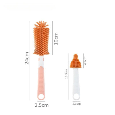Détails des dimensions d’un goupillon pour biberon en silicone orange avec grande brosse et mini goupillon pour tétine.