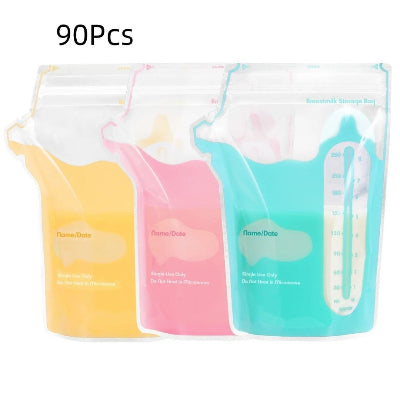Lot de 90 sachets conservation lait maternel en trois couleurs pastel, idéal pour les mamans tirant leur lait régulièrement.