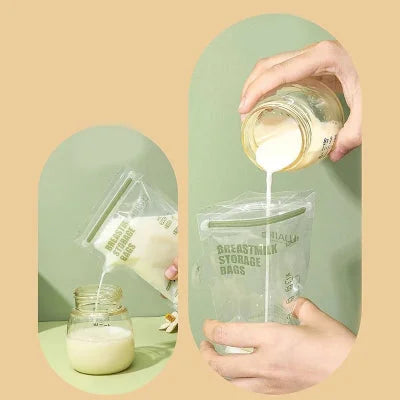 Remplissage et transfert de lait maternel entre un pot et un sachet conservation grâce à son ouverture large et son zip hermétique.