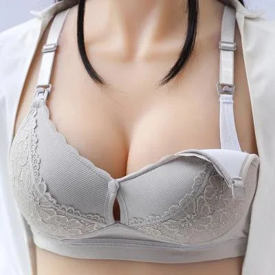 Soutien gorge d'allaitement gris doux et raffiné, parfait pour la maternité.