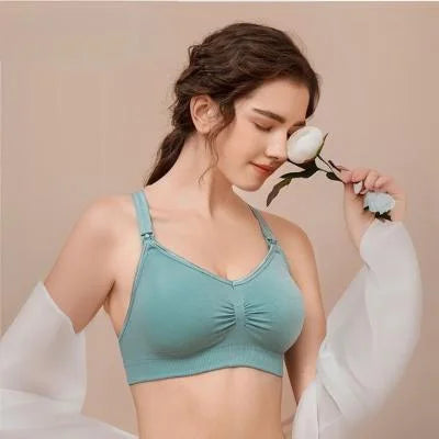 Soutien gorge d'allaitement en vert doux, combinant esthétique et praticité.