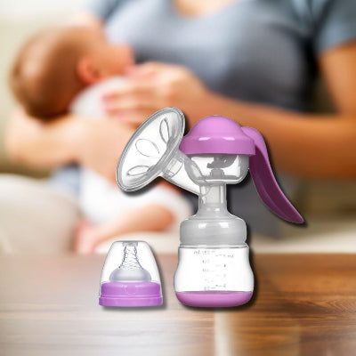 Tire lait manuel violet avec biberon de collecte, conçu pour une utilisation facile et confortable pendant l’allaitement.